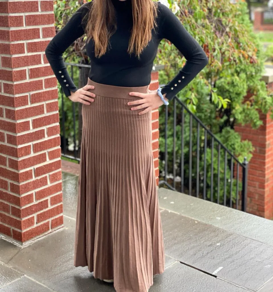 Basic Knit Turtleneck with Small Buttons