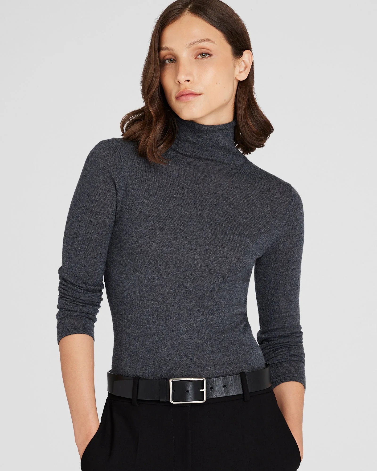 Cashmere Slim Turtleneck