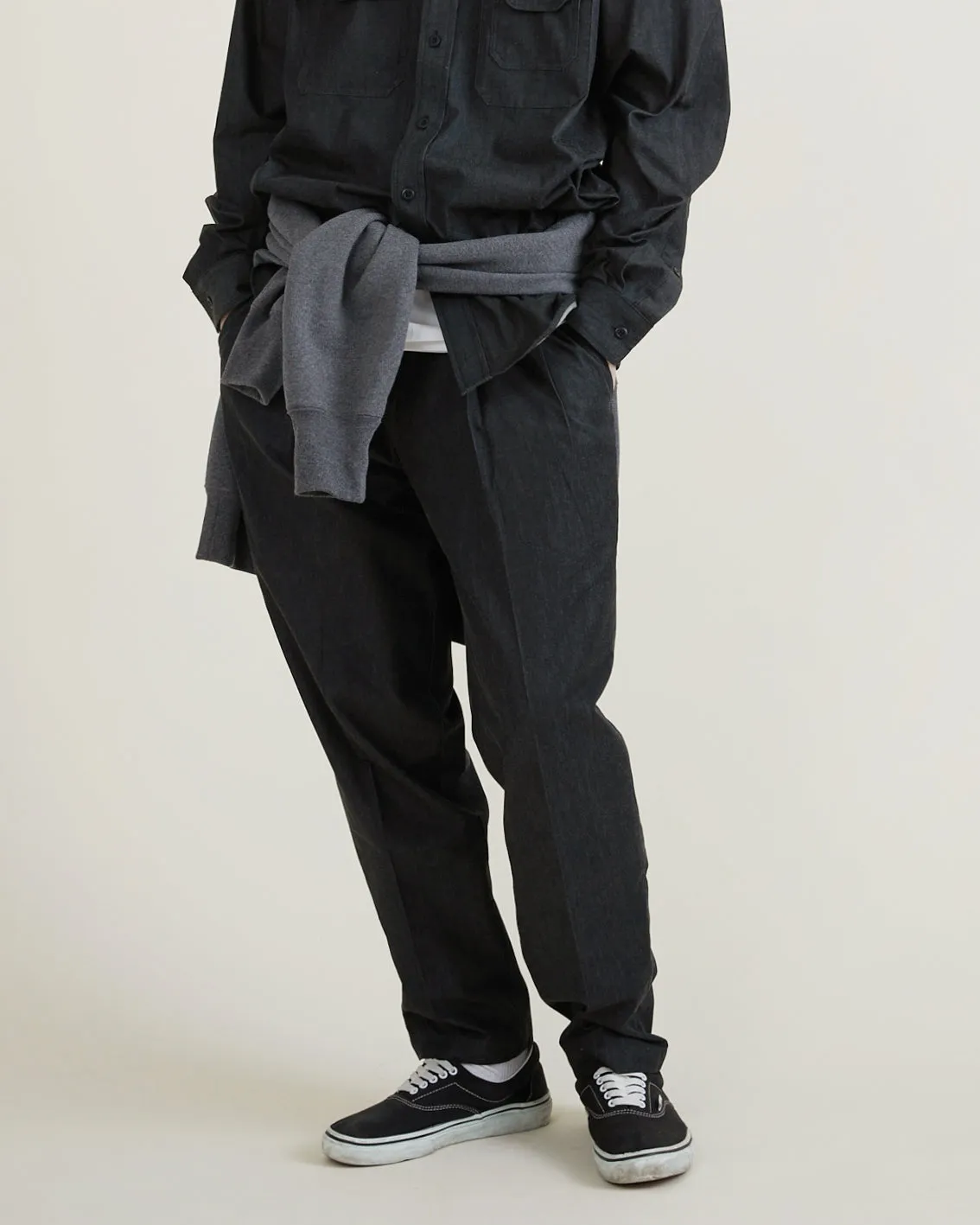 COMPACT YARN TROUSERS  C.BLACK