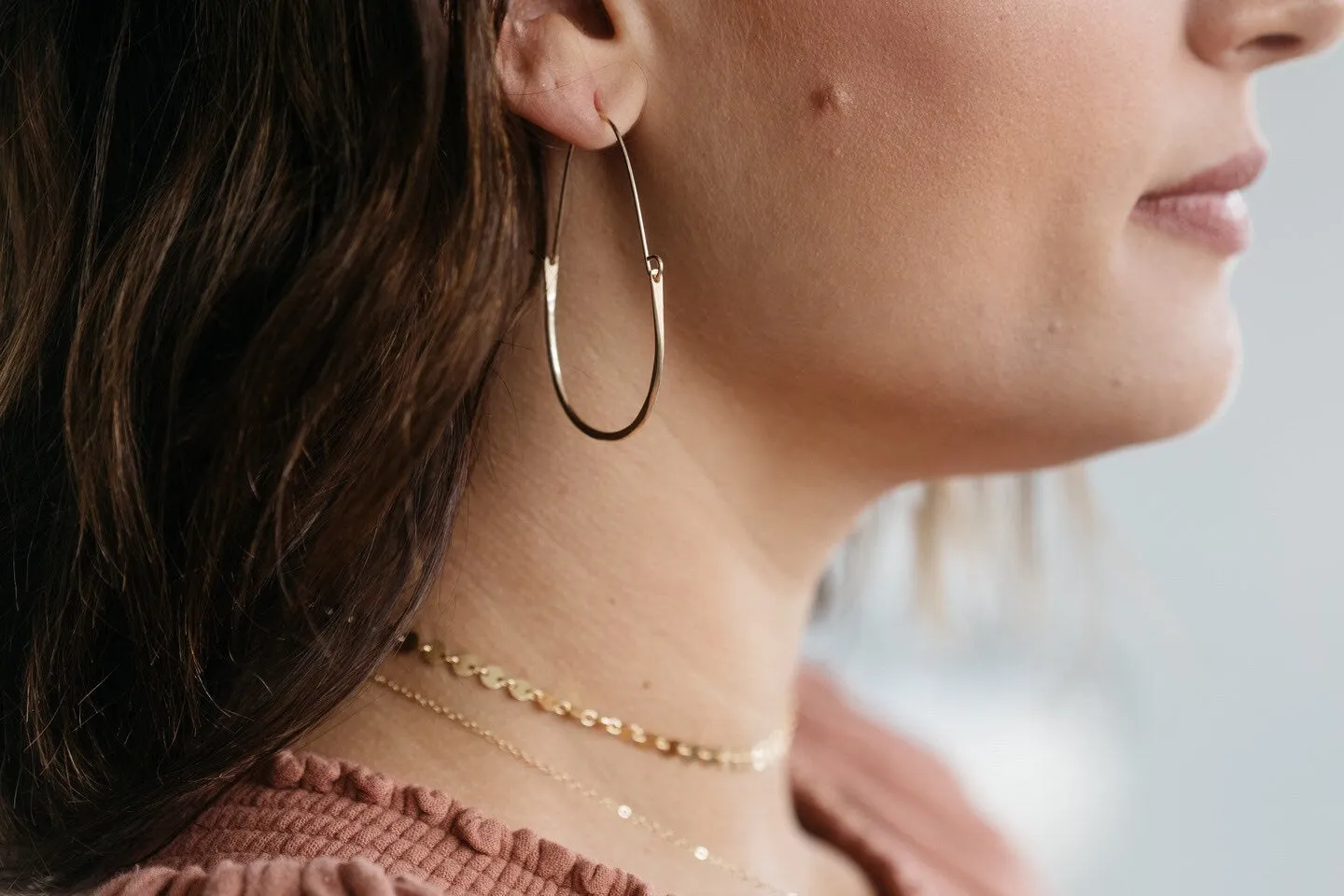 Everyday Hoop Earrings, bridesmaid gift, minimalist jewelry, minimalist earrings, everyday earrings, gold hoop earrings, minimalist hoops