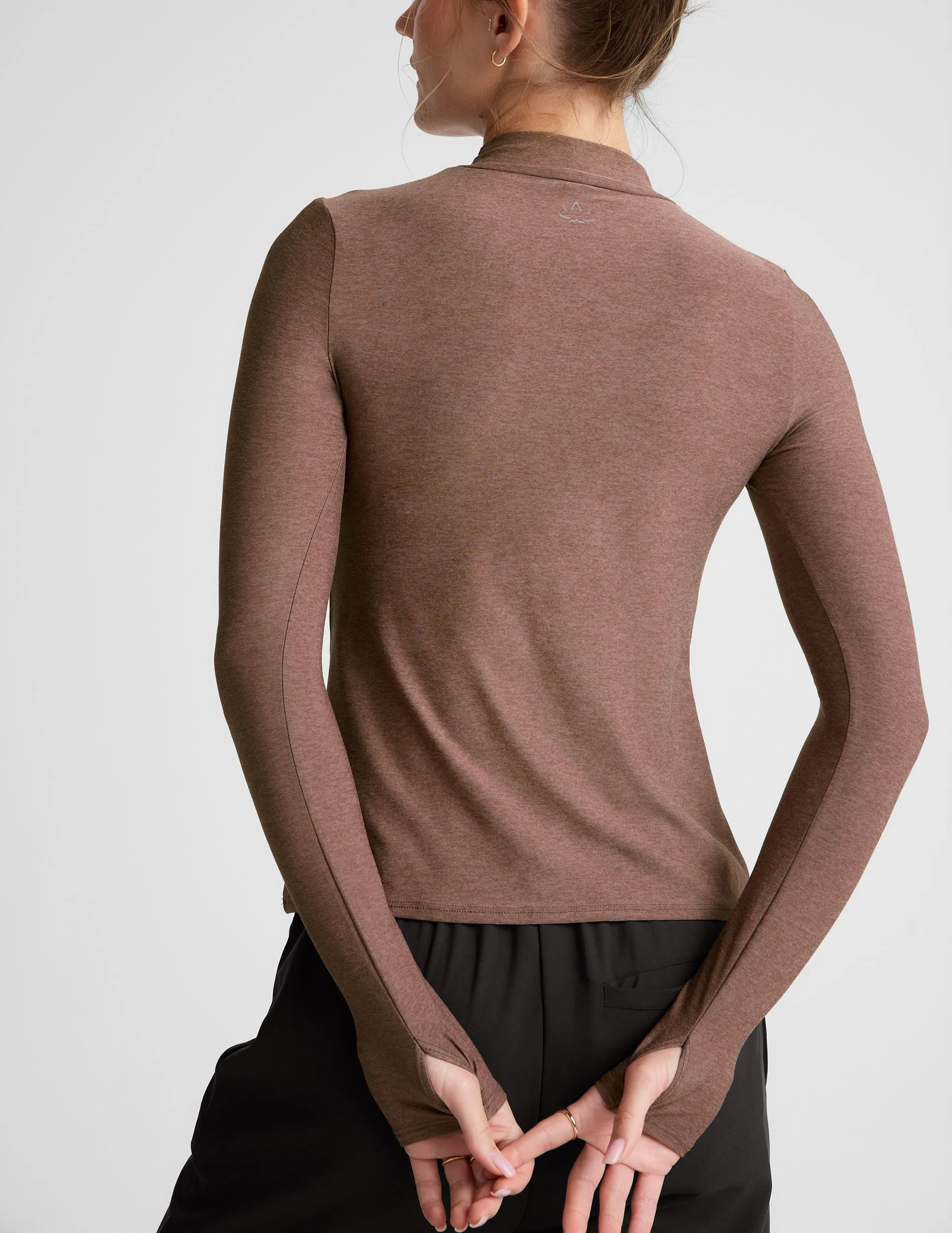 Featherweight Moving On Pullover