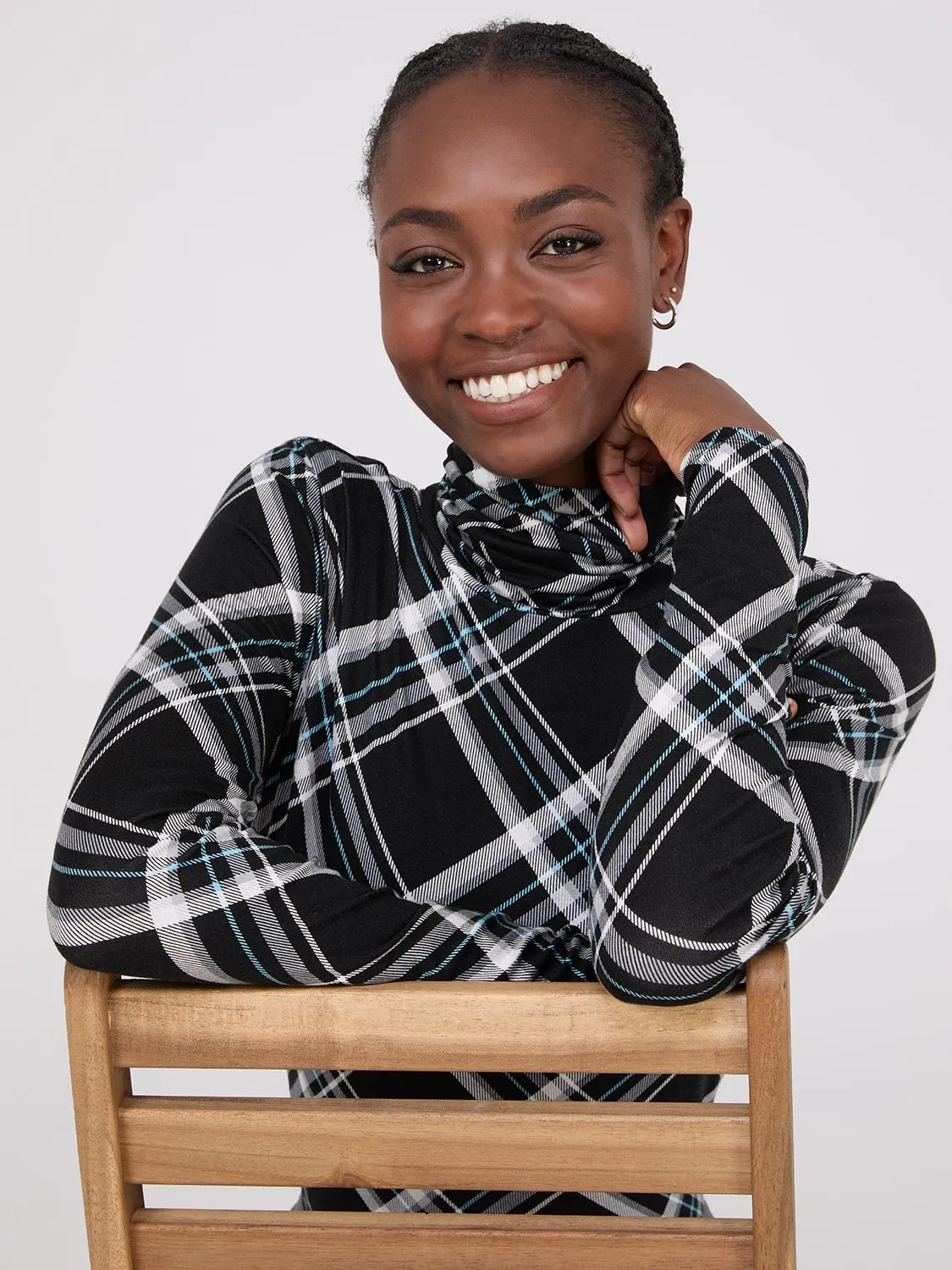 Plaid Long Sleeve Turtleneck Top