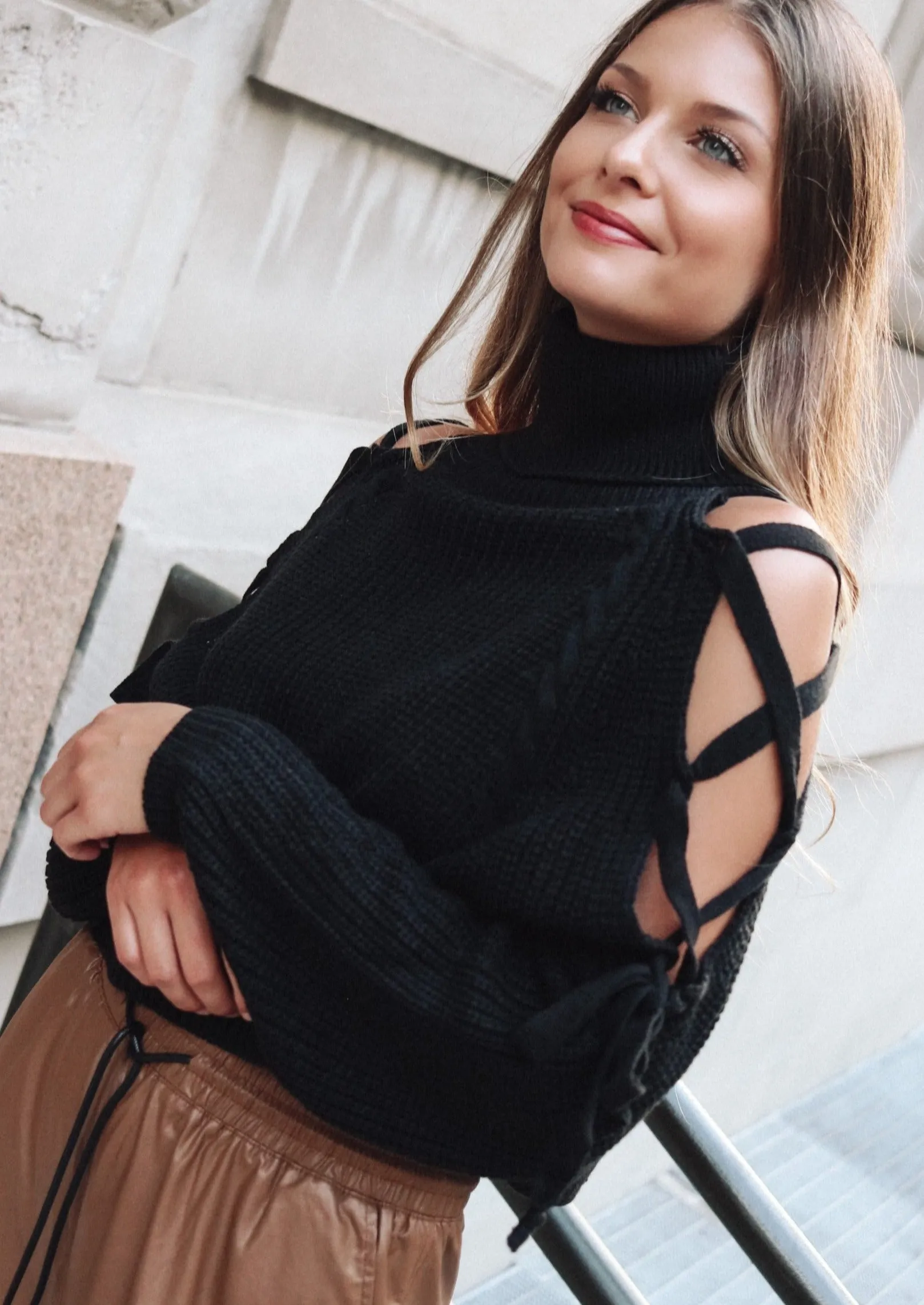 Quinn Black Cropped Sweater