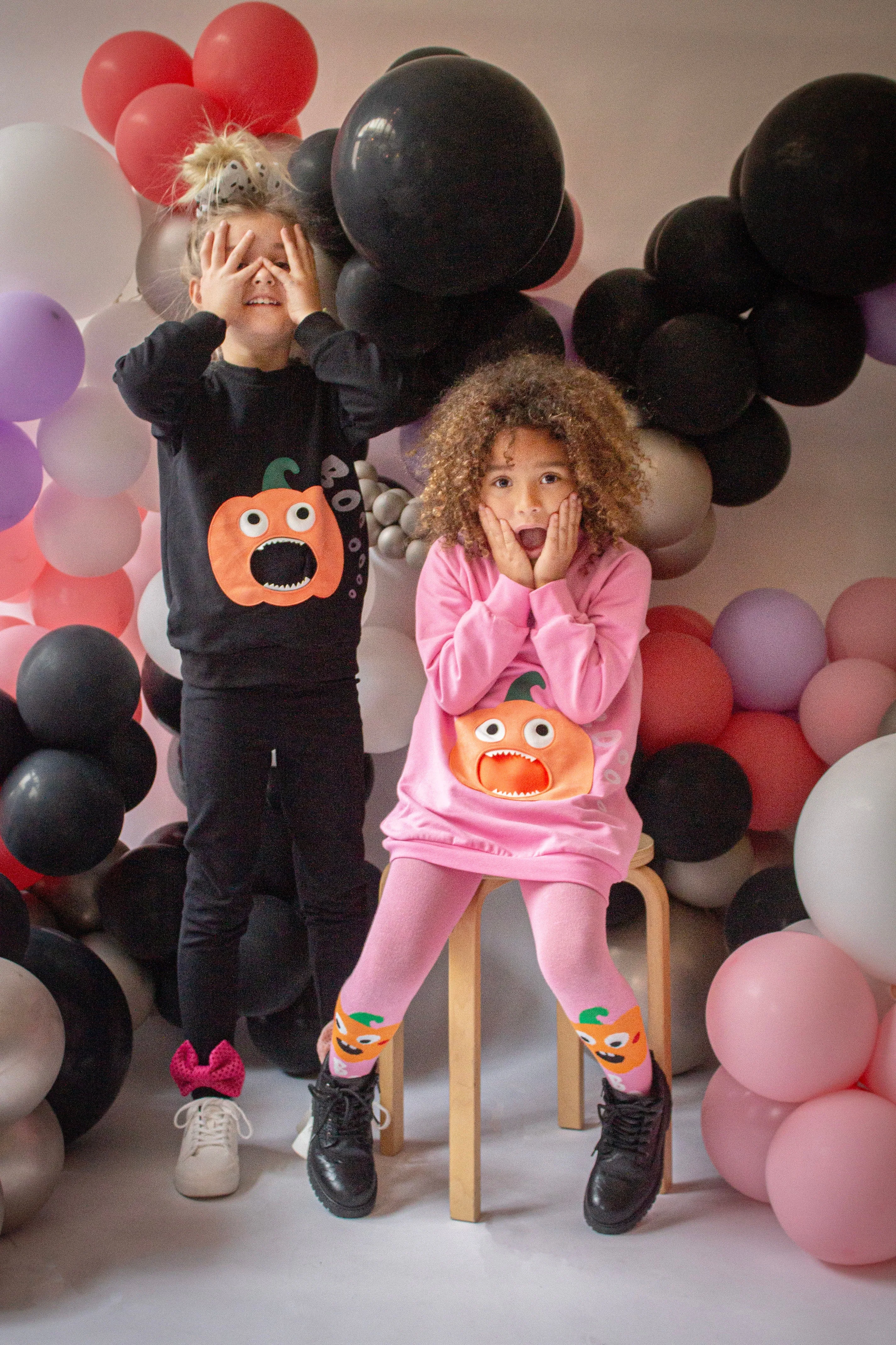 Wauw Capow Pumpkin Party Sweatshirt